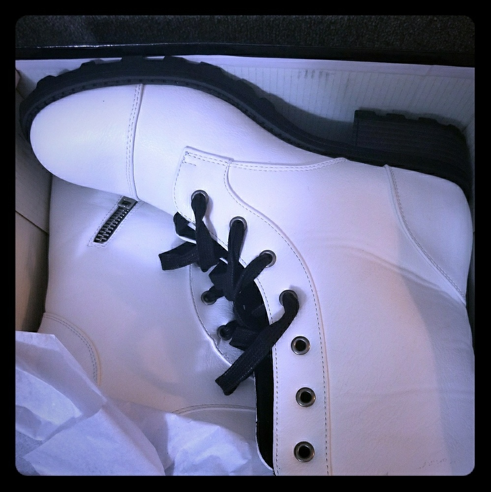 Brand New Ashley Stewart White Combat Boots